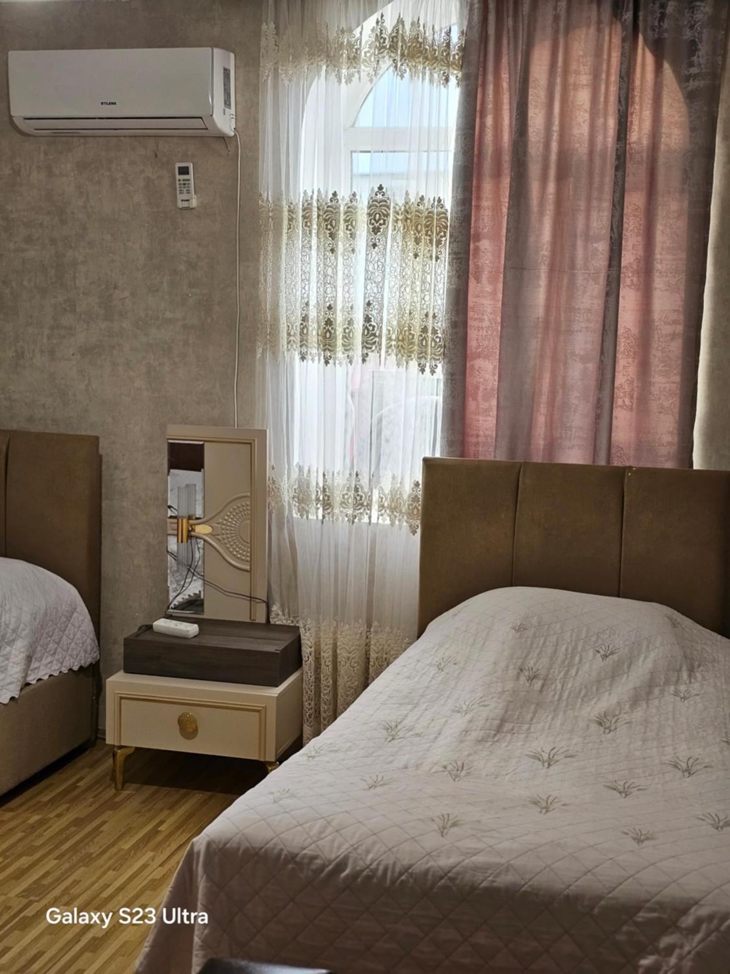 Home Batumi Exteriör bild